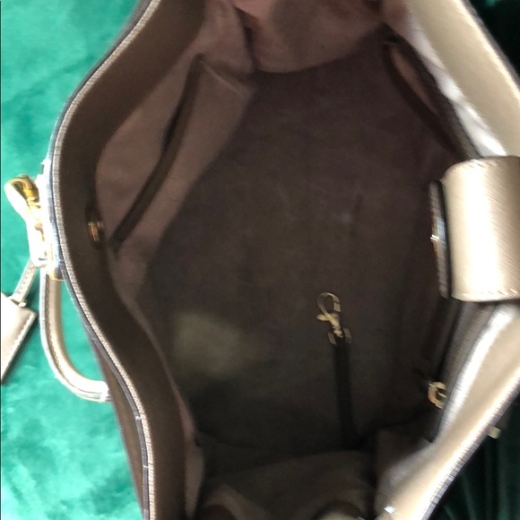 Handbag - Picture 3 of 3